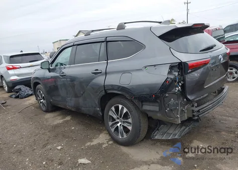 2020 Toyota Highlander Hybrid Xle z USA, uszkodzony, nr VIN 5TDGBRCHXLS507200
